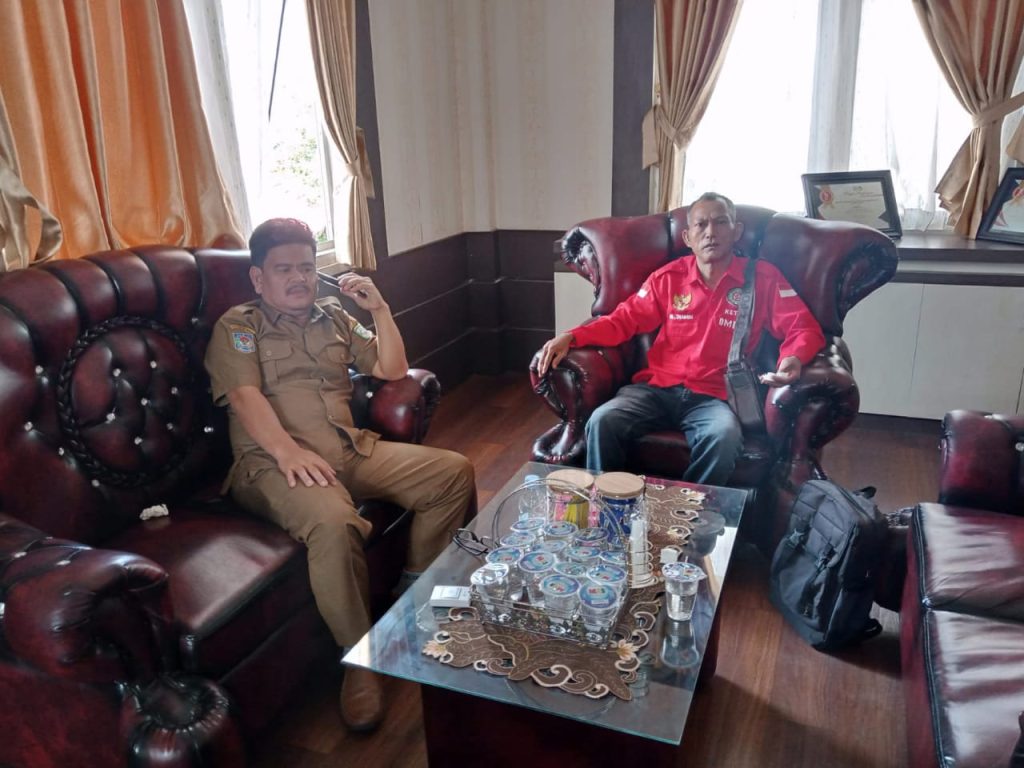 KETUM OMBB,M.DAMIN KUNGKIR KE KEPALA DINAS PUPR. Kab Kepahiang,,,