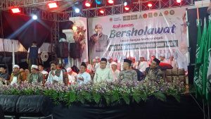 Babinsa Kodim 0719/Jepara Monitoring “Kaliaman Bersholawat” dalam Peringatan Isra Mi’raj Nabi Muhammad SAW 1446 H