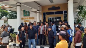 Dugaan Suap dan Penggelembungan Suara Mewarnai Pemilu 2024 di Brebes, LSM Hati Kita dan GERTAK Bersama Ratusan Warga Desak Kejaksaan Negeri Usut Tuntas