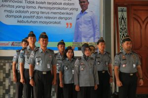 Pimpin Apel Pagi Pegawai, Kalapas Banyuwangi Tekankan Kedisiplinan