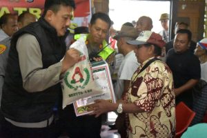 Cooling System : Kapolres Binjai Patroli Dialogis Sambangi Warga