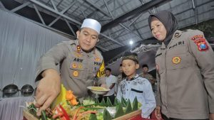 NIKMAT RAMADAN : KAPOLRES BLITAR GELAR BUKA PUASA BERSAMA ANAK YATIM
