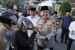 Kapolda Riau Gelar Pembagian Takjil dan Buka Bersama dengan Awak Media