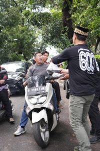 Angkatan 603 Kejaksaan RI Bagikat Paket Makanan Bergizi kepada Masyarakat Bertajuk “Peduli Sesama”