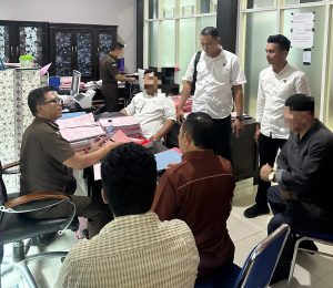 Kasus Pencemaran Nama Baik Mantan Bupati Buol, 2 Tersangka Di Serahkan Kejari Palu