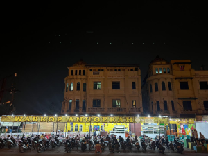 “Sponsor Tunggal Turnamen Gubernur: Ada Apa di Balik Dukungan Warkop Anugerah untuk Tim Jurnalis Polrestabes Medan?”