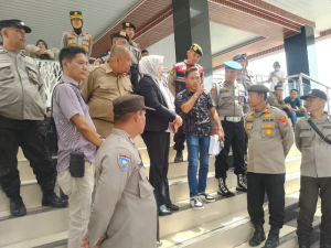 Investigasi Tajam: “Kursi Panas DPRD Binjai: Ketika Politik Keluarga Berbaju Prosedur”