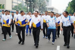 Jelang Hari Bhayangkara, Kapolri Sapa Dan Berbaur Dengan Masyarakat Di CFD Jakarta.