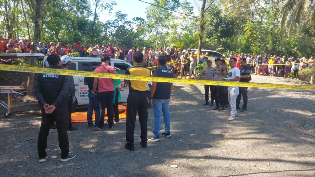 Mayat Pria Di Temukan, Di Penggilingan Batu Karang Moncol Purba Lingga.