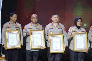 AKBP Condro Sasongko Sabet Penghargaan 3 Besar Polisi Teladan Dan Inovatif Hoegeng Award 2025.