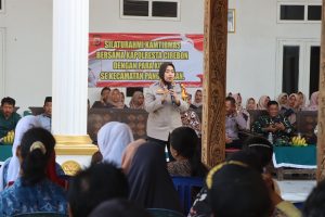 Kapolresta Cirebon Jalin Silaturahmi Kamtibmas Bersama Kuwu Se-Kecamatan Panguragan Dan Warga Panguragan Kulon.