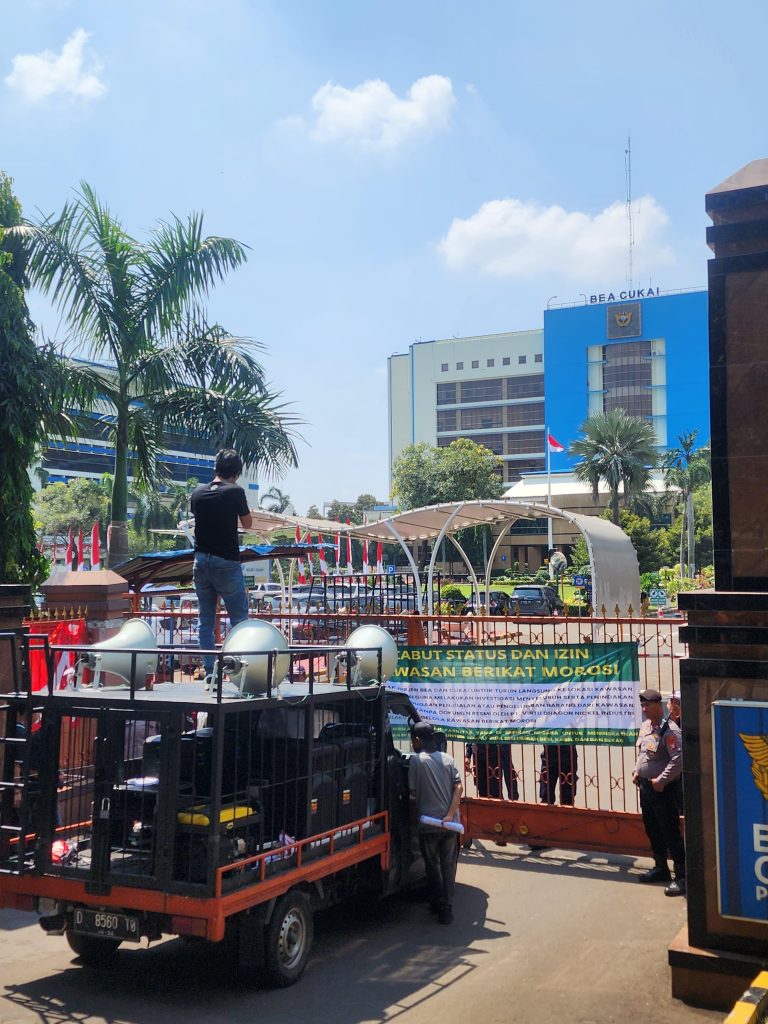 Geruduk Bea Cukai Pusat, Ampuh Sul-Tra Desak Pencabutan Izin Kawasan Berikat Morosi Dan Pencopotan Kepala KPPBC Kendari.