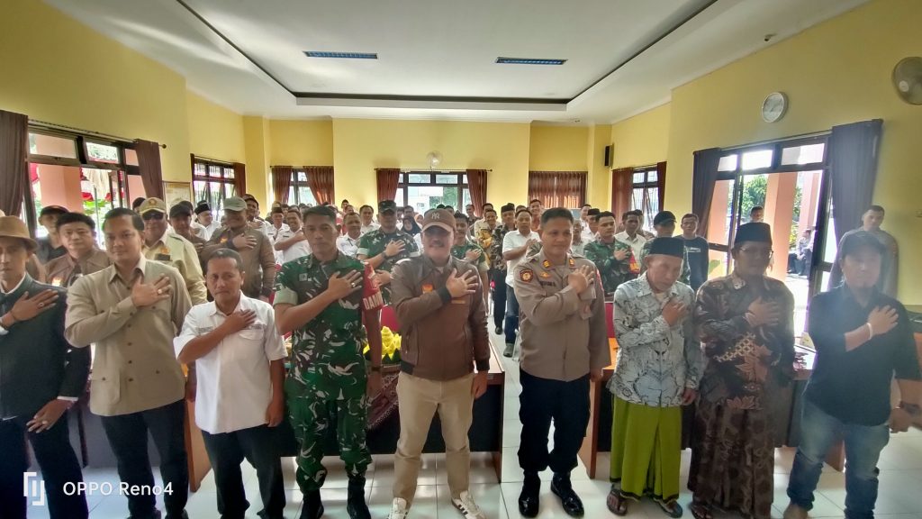 Diacara Tasyakuran HUT Bhayangkara Ke-79 di Polsek Pakis, Ir. Sukardiyono : Mari Kita Dukung Polri Dalam Melayani Masyarakat Dan Menjaga Kamtibmas