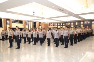 Polri : Gelar Korps Raport Kenaikan Pangkat 3 Pati Dan 87 Pamen.