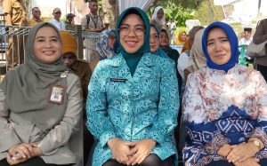 Lista Hurustiati SH., MH, Bersama Perwakilan FWJ INDONESIA Dan PPRI Hadir Di Panen Raya Anggur PONJAY BENDAV – ASPAI.