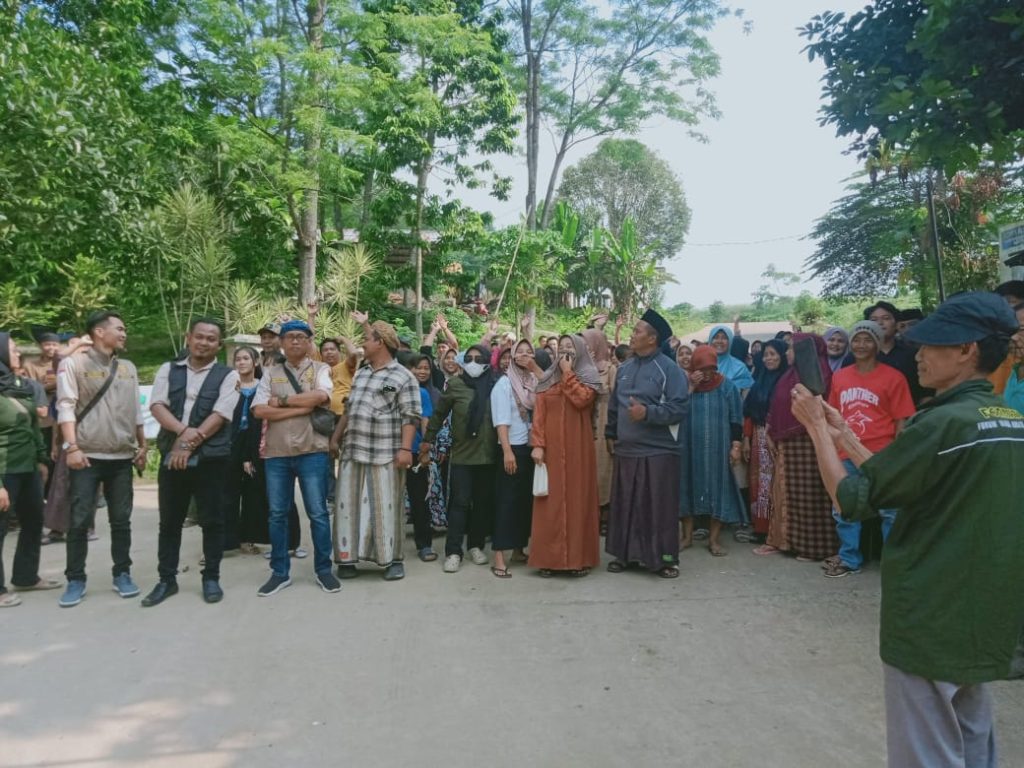 Forwatu Banten Dan Warga Bangkonol, Akan Turun Melakukan Aksi Demo, Di Pendopo Pandeglang.