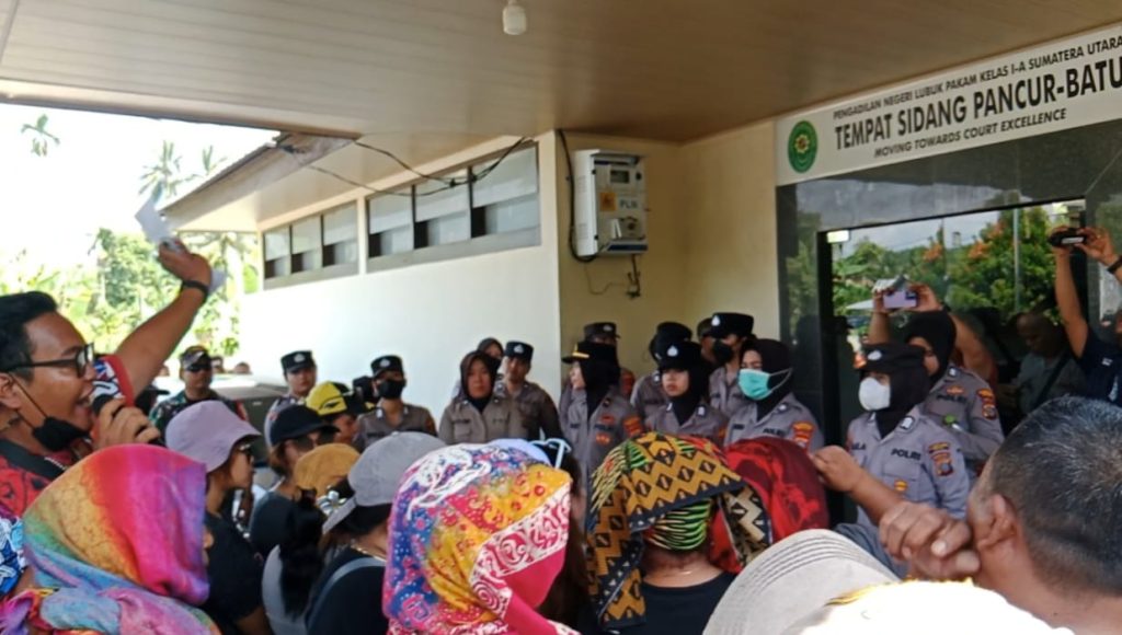 Kasus Josniko Tarigan Memanas : Aliansi Masyarakat Deli Serdang Nyaris Terobos Sidang, Pengadilan Didesak Hentikan Pasal Berlebihan Dan Terkesan Di Paksakan.