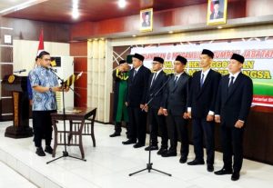 Wali Kota Langsa, Melantik Ketua Baitul Mal Dan Pengurus Baitul Mal Di Ruang Aula Sekda.