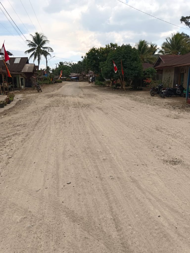 Jalan Aek Nabirong Koto Sawah, Dan Parit-Tamiang Ampalu, Semakin Rusak Saja, Aktivis “Abdul Basit” Angkat Bicara Secara Publik.