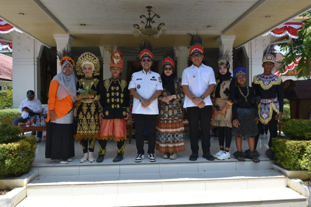 Pawai Alegoris, Ragam Adat Budaya Dan Kreasi, Dalam Rangka Memeriahkan HUT Ke-80 RI, Di Kota Langsa.