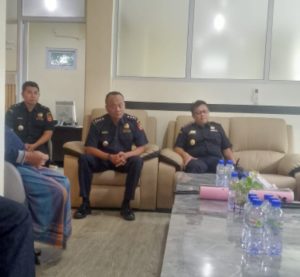 Prof Dr Sutan Nasomal SH MH, Minta Presiden, Perintahkan Kementerian Dirjen BEA Cukai, Sidik Kasus Rokok Ilegal Rugikan Negara Melanggar Hukum Di Berantas Habis!!!