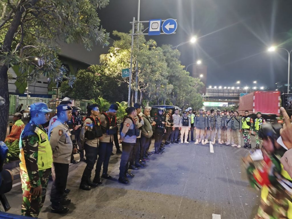 Operasi Skala Besar Tiga Pilar, Di Kota Bekasi Demi Ciptakan Rasa Aman Dan Nyaman.