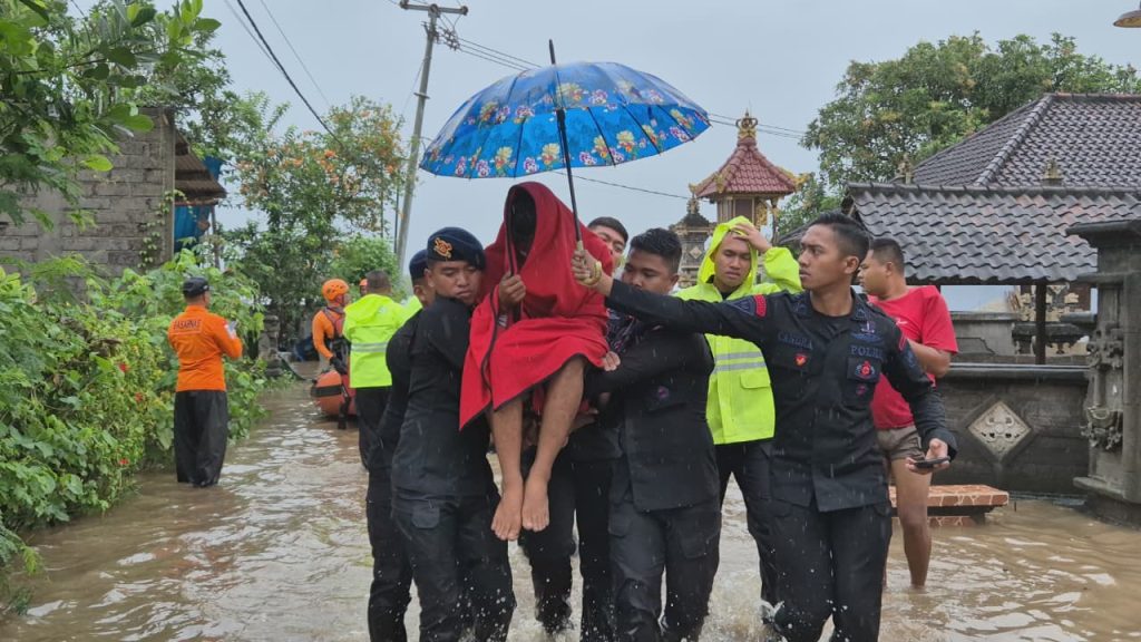 Tangani Bencana, Akibat Cuaca Ekstrem, Polda Bali, Imbau Masyarakat Waspada.