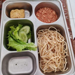 Para Siswa SDN Margasana 1, Buang Makanan MBG, Disinyalir Tidak Enak.