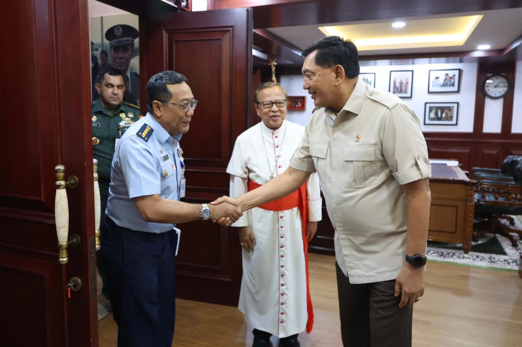 Menhan, Terima Kunjungan Uskup Agung Jakarta, Perkuat Persatuan Bangsa.