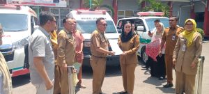 BUPATI Brebes Hj Paramitha Widya Kusuma, Menyerahkan Bantuan Mobil Ambulance Dan Mobil Jenazah Milyaran Rupiah