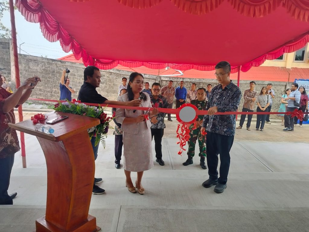 Danramil 1204-01/kapuas Hadiri Peresmian Gedung Gereja Gkkb (gereja Kristen Kalimantan Barat) 