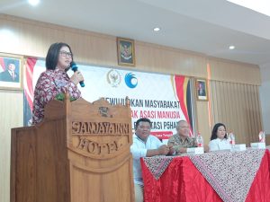 Vita Ervina Sosialisasikan, Tentang Pemahaman Kebebasan Beragama, Dalam Perspektif Hukum Dan Hak Asasi Manusia Di Kabupaten Purworejo.