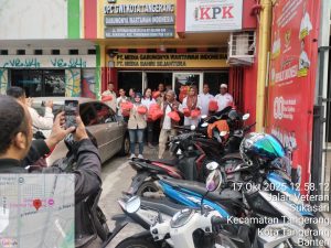 Jum’at Berkah Indahnya Berbagi Nasi Kotak Kegiatan Rutinitas GWI (Gabungnya Wartawan Indonesia)