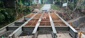 BUKTI NYATA KEPALA DESA CIKOPOMAYAK KEC JASINGA,KABUPTEN BOGOR MEMBNGUNDESA