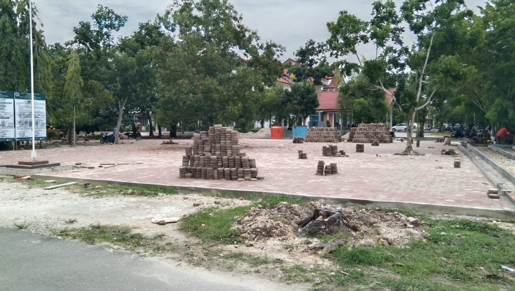 Proyek Pelaksanaan Pekerjaan Pemasangan Paving Blok, Di Fakultas Pertanian Unsam Langsa.