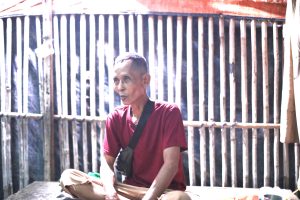 Subur, Ayah Pemulung yang Bangga Lihat Anaknya Bisa Sekolah Berkat Program Prabowo.