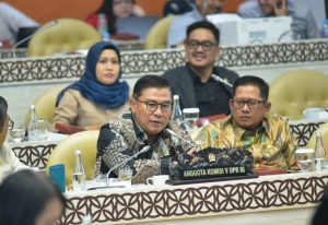 Komisi V DPR Apresiasi Pemerintah Diskon Tiket Nataru 2025/2026.