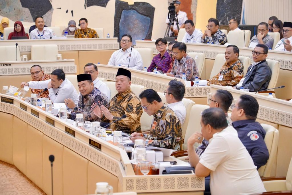 Atasi Masalah Tumpang Tindih, Menteri Nusron Dorong Penyusunan UU Administrasi Pertanahan Baru.