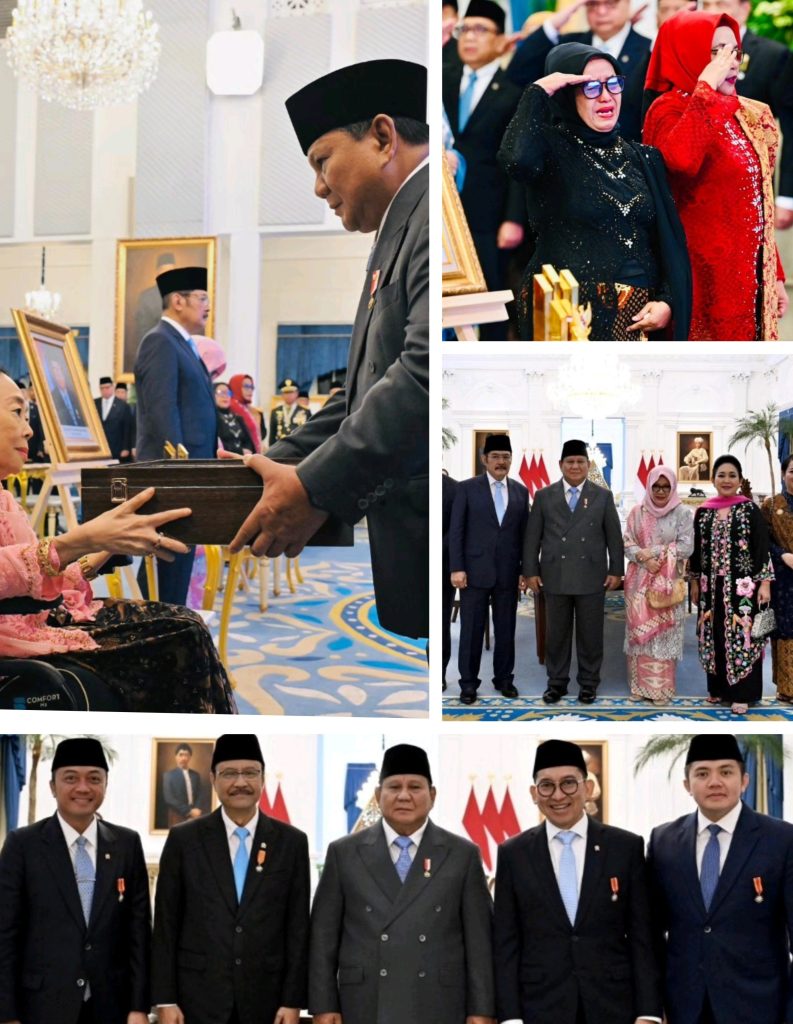 Upacara Pahlawan Nasional: Prabowo Subianto dan Para Ahli Waris di Istana Negara.
