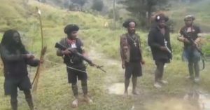 Satgas Ops Damai Cartenz, Berhasil Tangkap Anggota KKB Puncak Di Lanny Jaya, Terduga Pelaku Penembakan Anggota Polri Dan Warga Sipil.