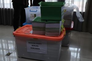 Perkara Koneksitas Satelit Slot Orbit 1230 BT, Penyerahan Tersangka dan Barang Bukti (Tahap II)