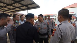 Kapolda Aceh, Tiba Di Langsa Lewat Jalur Darat, Beri Bantuan hingga Wifi Gratis, Untuk Warga.