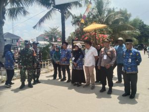 Kampung Resik Dan Aman, Lingkungan Kampung Karang Mulya RT/01 RW/05 Kelurahan Banten, Sambut Dewan Juri Dengan Pencak Silat Dan Tari Tradisional.