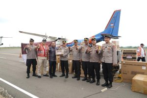 Kapolri, Salurkan Bantuan Kemanusiaan, Untuk Korban Bencana Di Lhokseumawe.