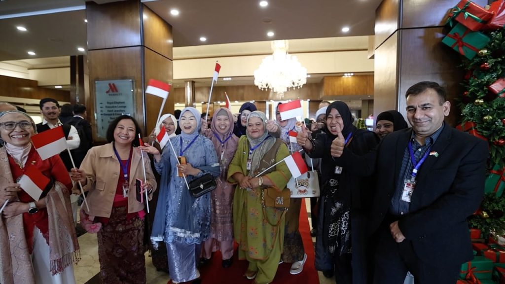 Ibu-ibu WNI di Pakistan Kompak Sambut Prabowo: Dunia Lihat Indonesia Bermartabat.