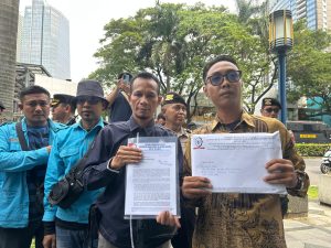 “Ratusan Buruh Gelar Aksi di Depan Kedubes Tiongkok – Klaim Bertahun-Tahun Pelanggaran HAM & Ketenagakerjaan di PT WHW AR”