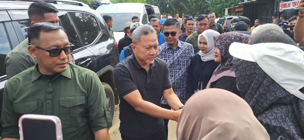 Wali Kota Langsa, “Jefri Santana S Putra SE”, Menerima Bantuan Dari Gubernur Bengkulu.