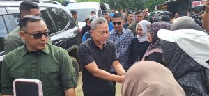 Wali Kota Langsa, “Jefri Santana S Putra SE”, Menerima Bantuan Dari Gubernur Bengkulu.