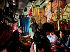 Mahasiswa Teknik dan Teknologi Pertahanan Unhan Dikerahkan Bantu Instalasi Air Pascabencana di Sumatera.