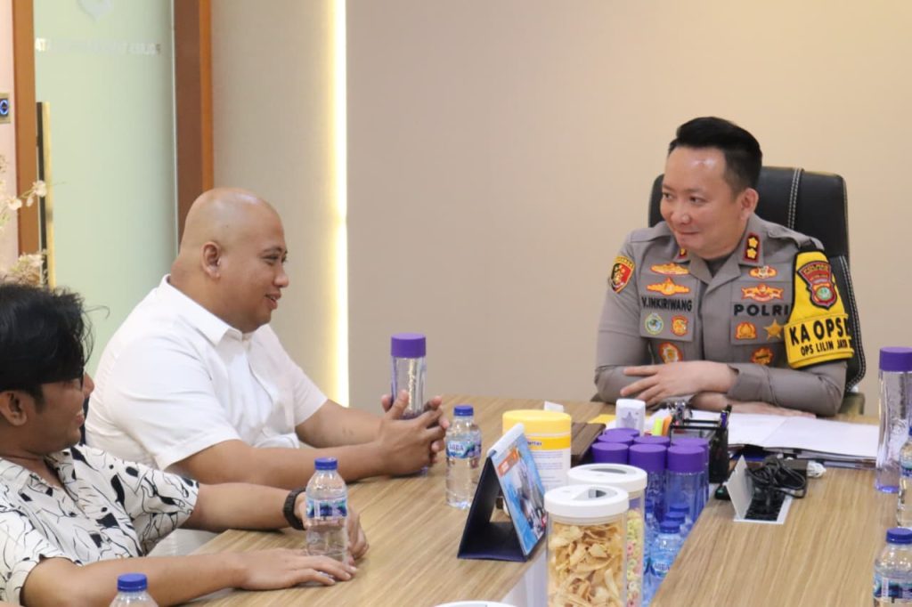 HMI Se-Tangerang Raya Silaturahmi dengan Kapolres Tangsel AKBP Victor Daniel Henry Inkiriwang, Sampaikan Apresiasi dan Ucapan Selamat Promosi Jabatan